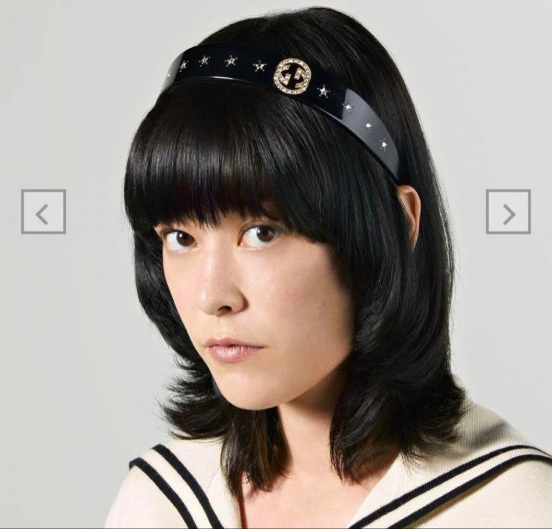 GUCCI ブラック ストーンカチューシャ