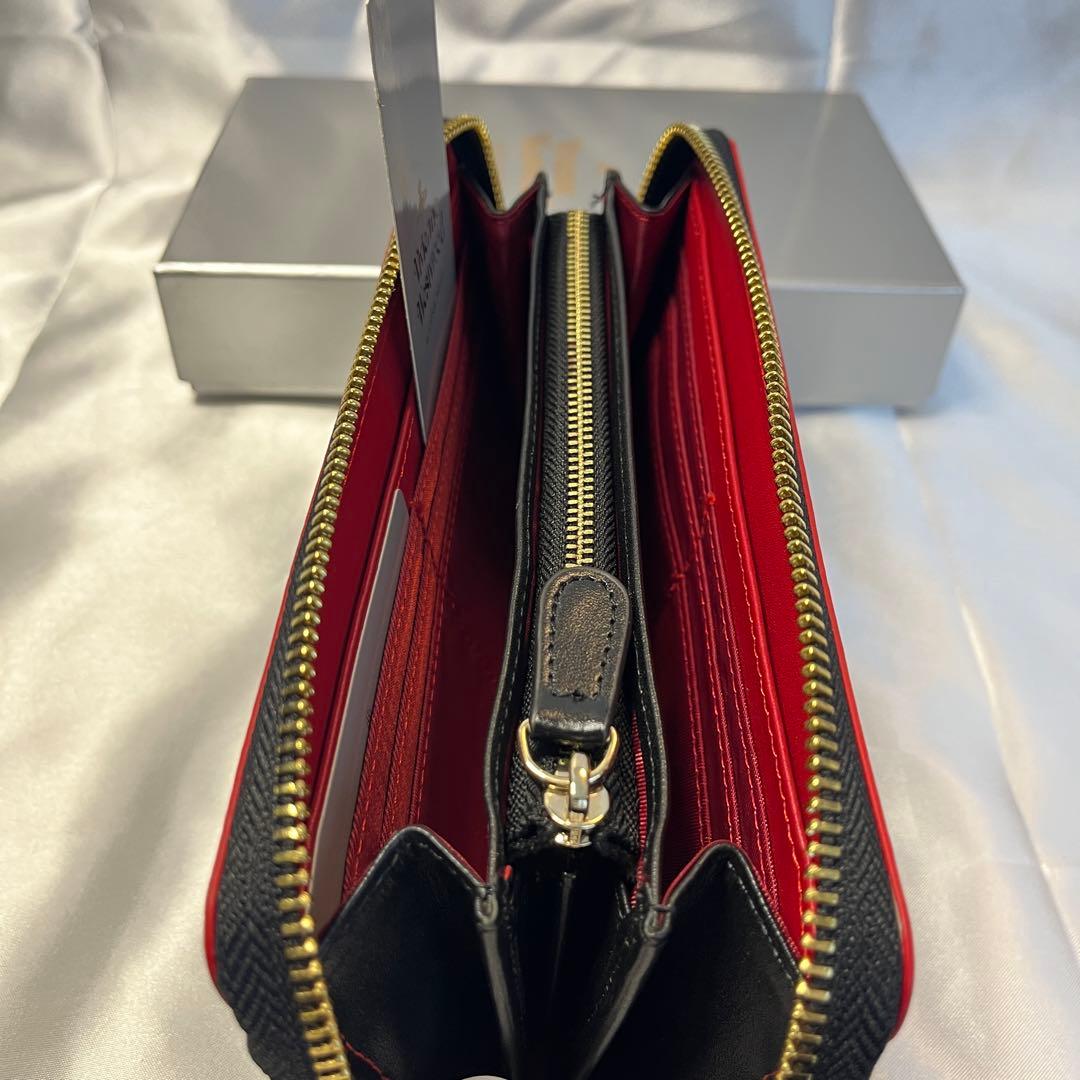 新品 Vivienne Westwood ブラック赤内装 長財布