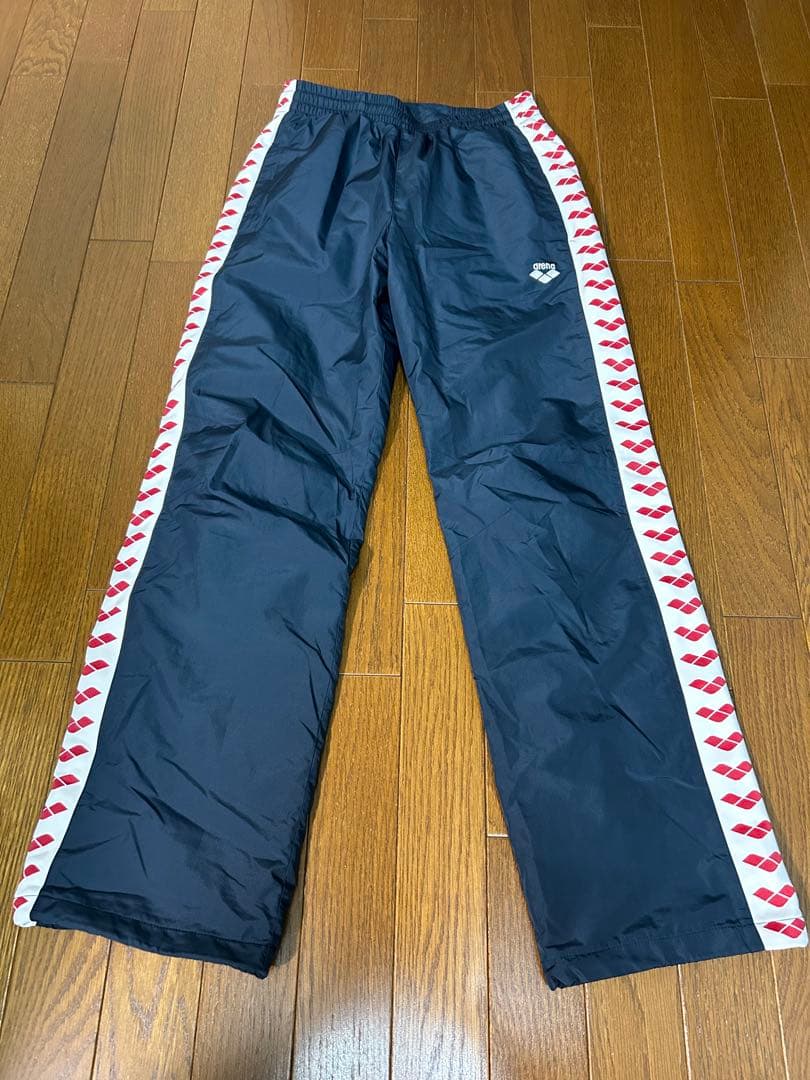 arenaアリーナジャージ　シャカシャカパンツ