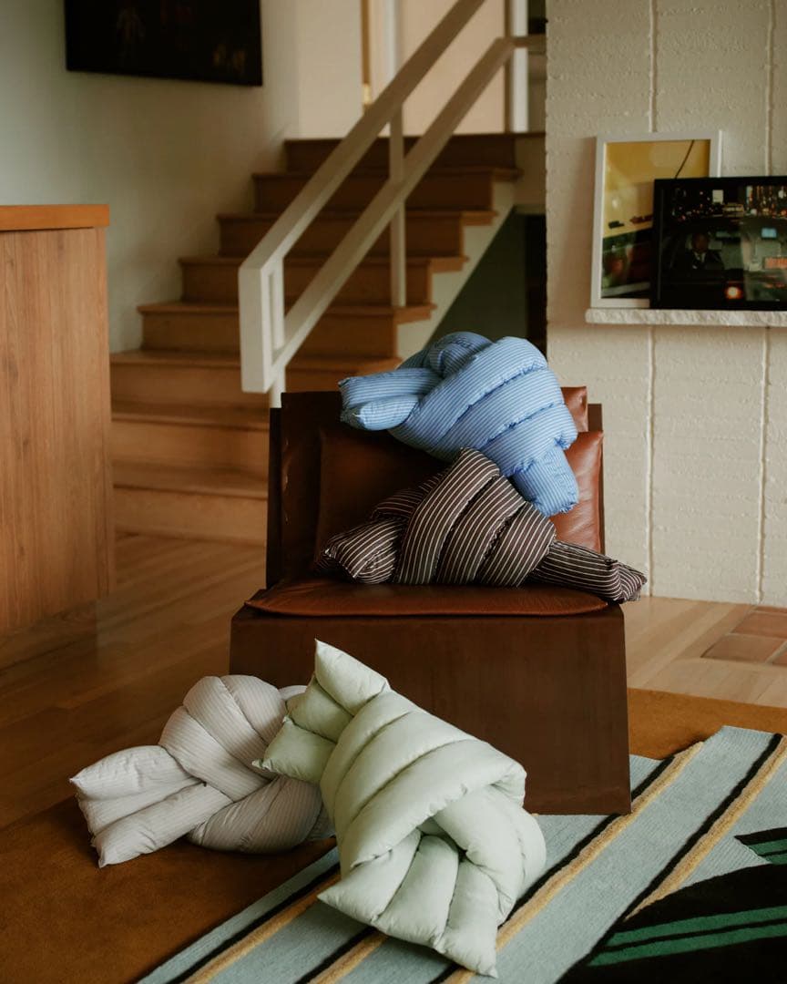 studiotheblueboy musubi クッション