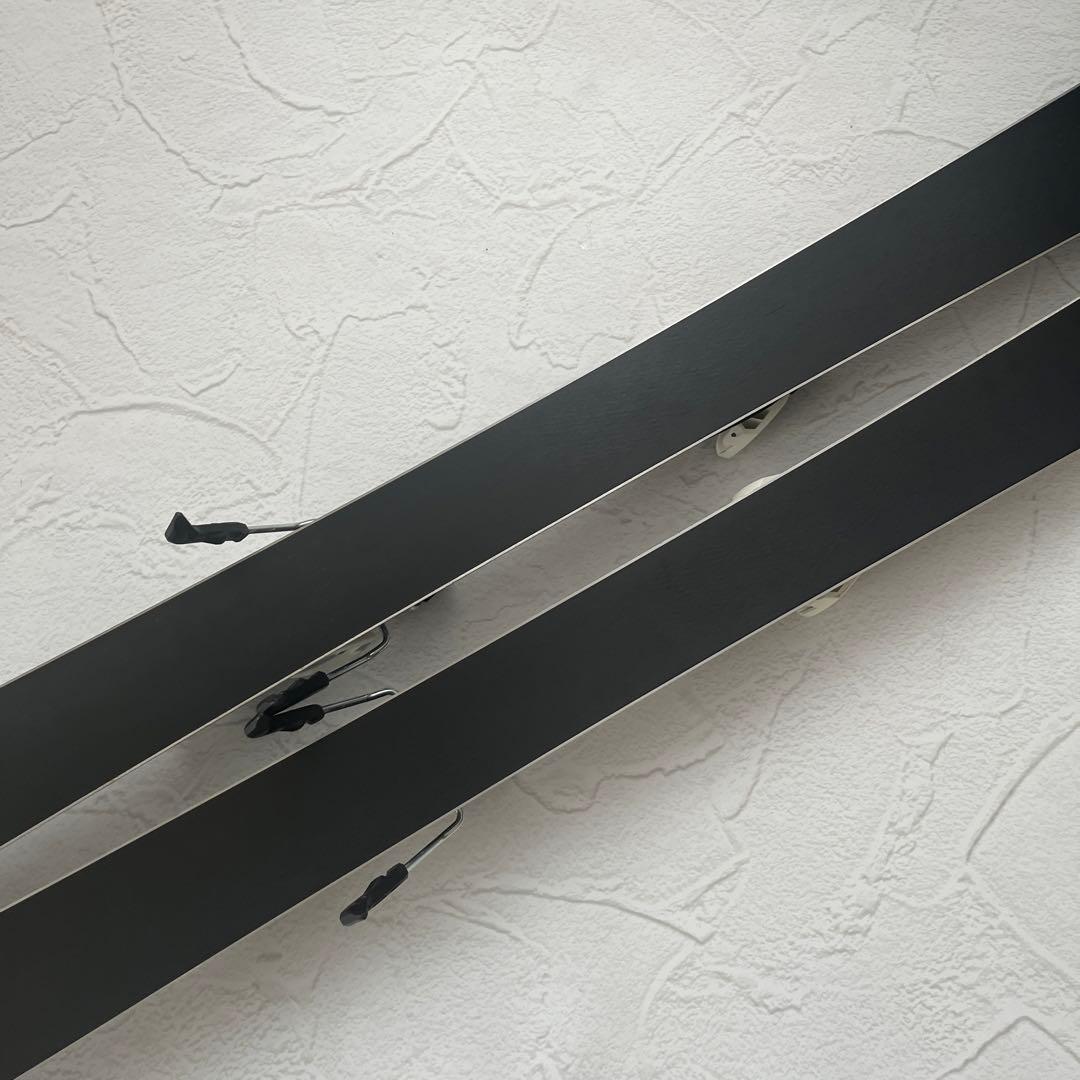 Atomic Black Heavenレディース スキー板　148cm