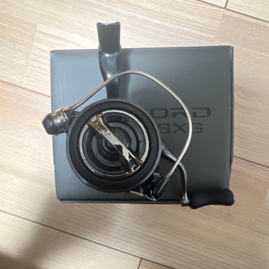 SHIMANO 24VANFORD C2500SXG スピニングリール