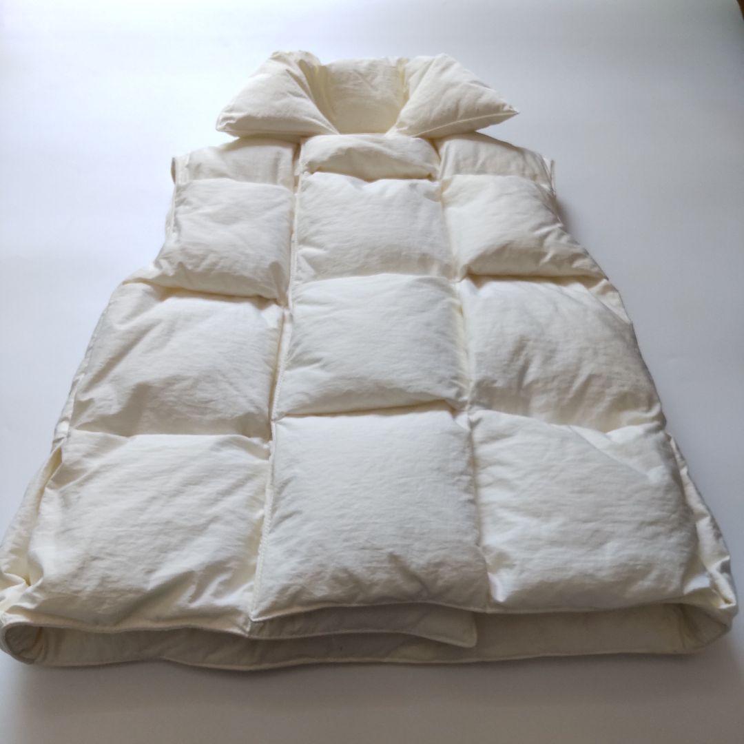 極美品 ボッテガヴェネタ イントレチャート 中綿 ナイロン ショートジレ ベスト