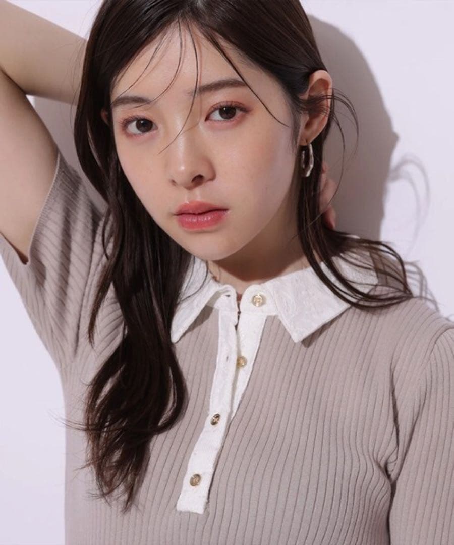 アプワイザーリッシェ　新作　レース衿リブニット　40