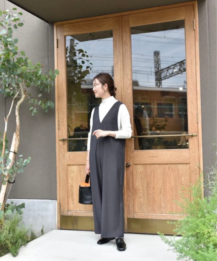 2回着用のみ美品●OURアワーホーム●ゆったりシルエットのオールインワン