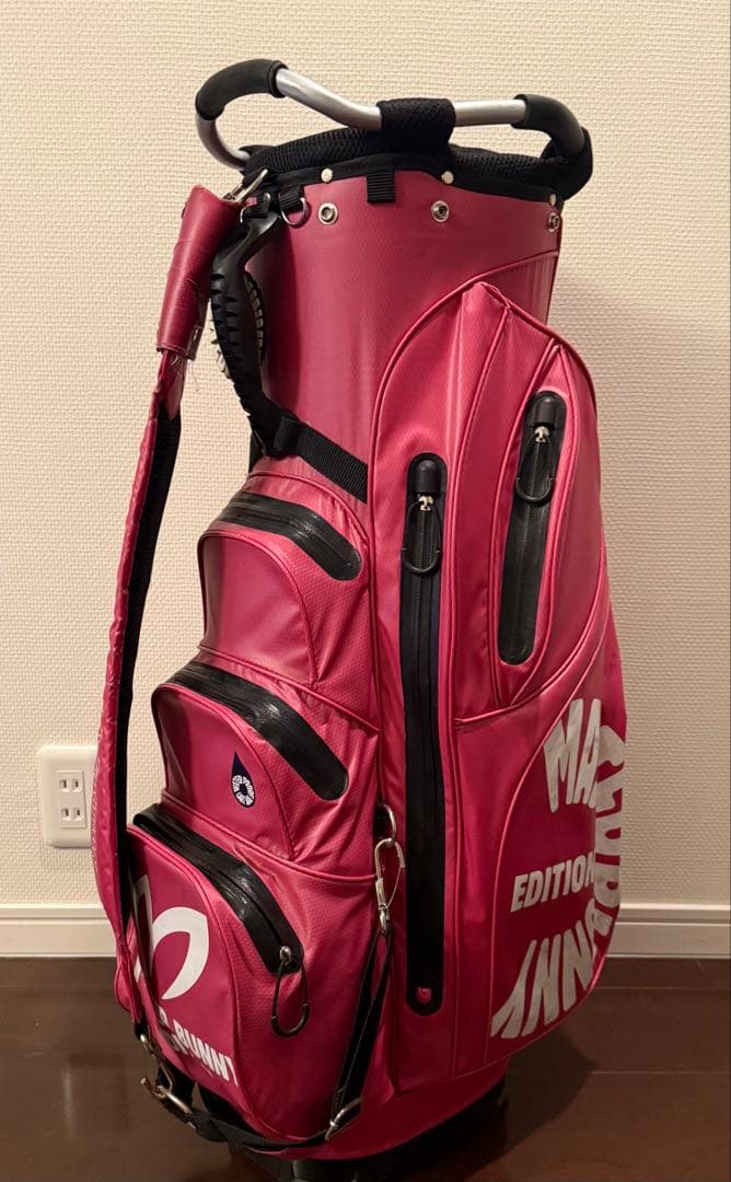 ⭐︎値下げ　キャディバッグ　マスターバニーエディション ゴルフバッグ ピンク
