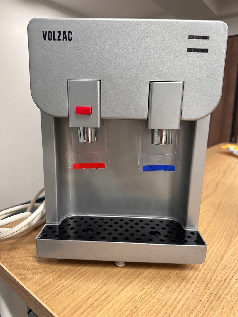 VOLZAC ペットボトル式ウォーターサーバー