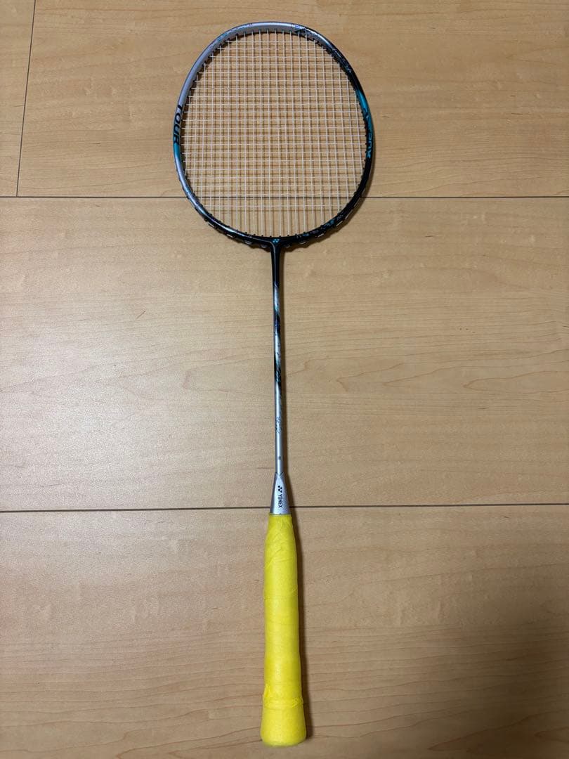 YONEX アストロクス88Dツアー 4UG5