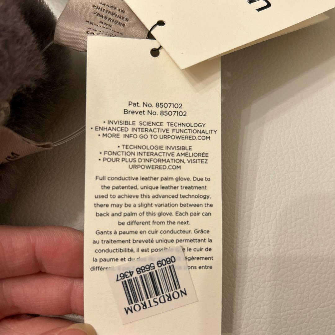 【新品】UGG キルティングオールウェザーグローブブラックS/Mタッチスクリーン