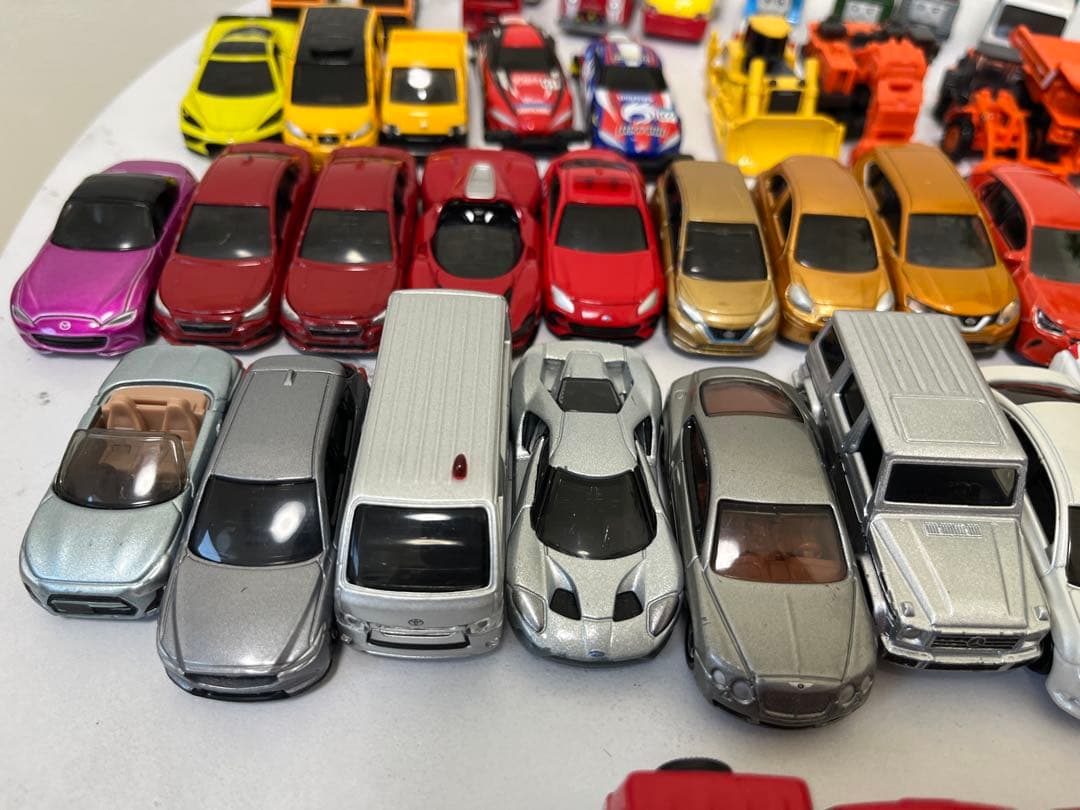 トミカ　まとめ売り　大量　約85台