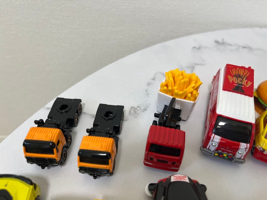 トミカ　まとめ売り　大量　約85台