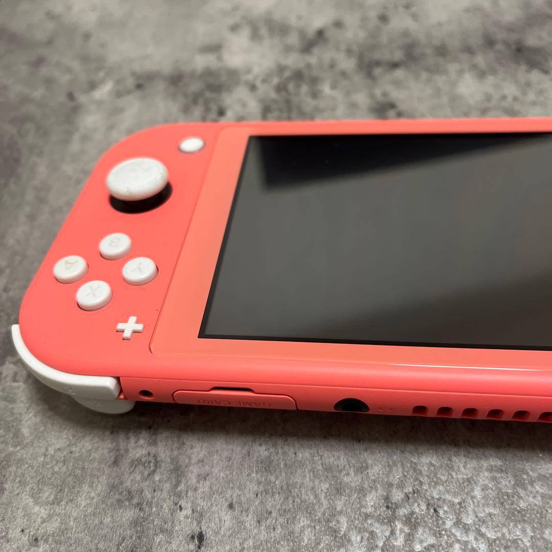 naonao　Nintendo Switch Lite コーラル 本体