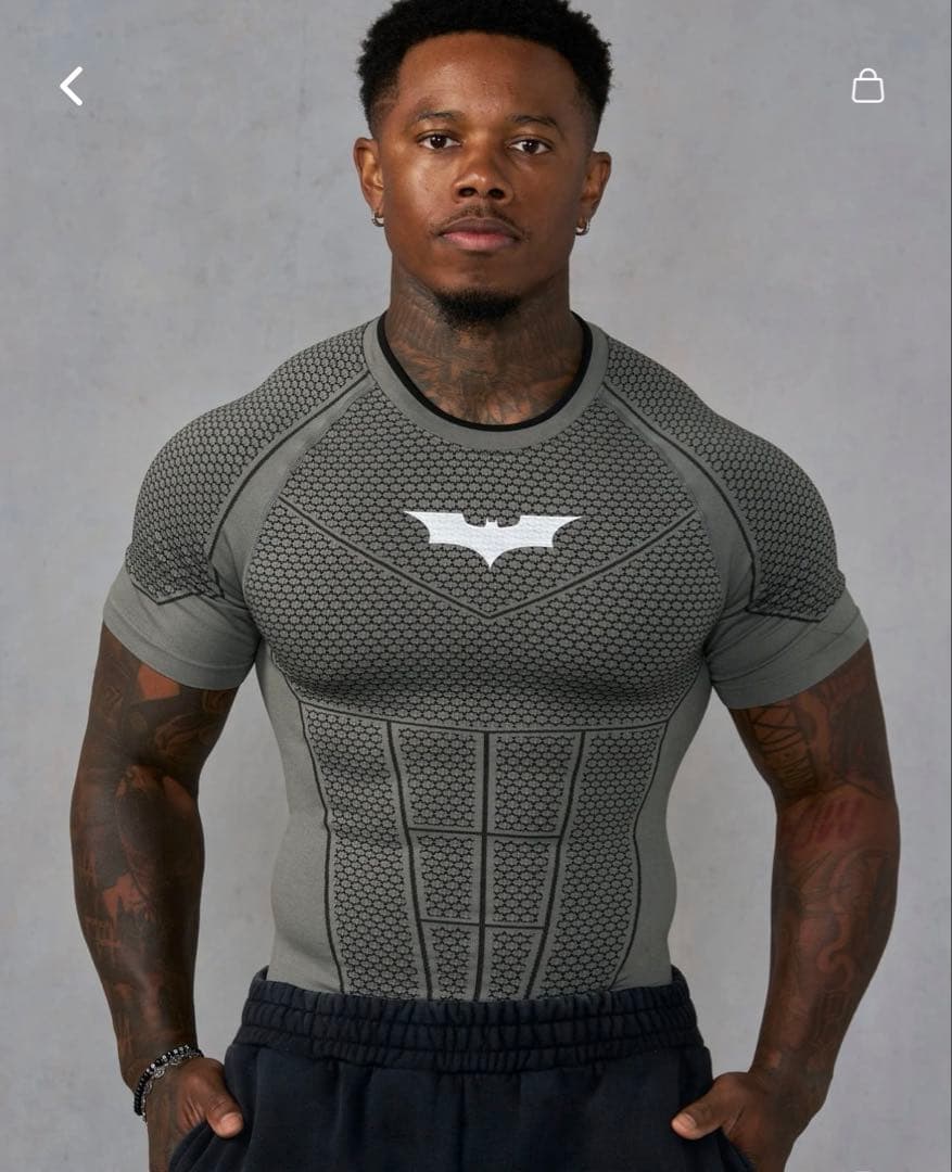 イ*ム様  × Batman compression Mサイズ