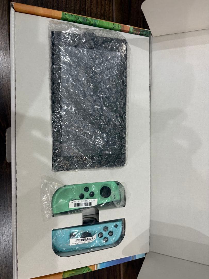 Nintendo Switch 本体 あつまれどうぶつの森 グリーン/ホワイト