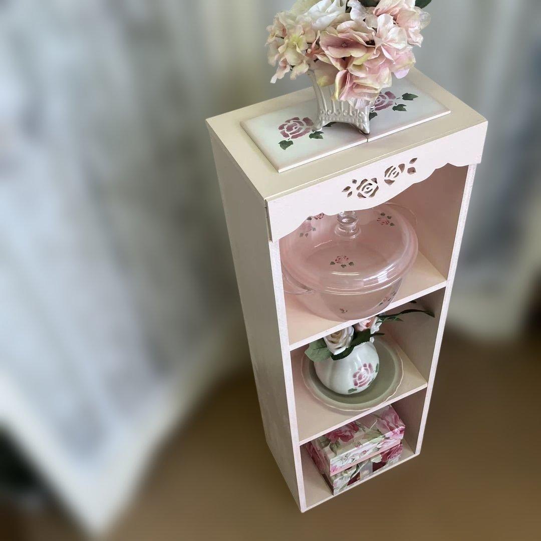 マニーローズタイルのピンクの木製 3段薄型ボックスシェルフW27.5 H80cm