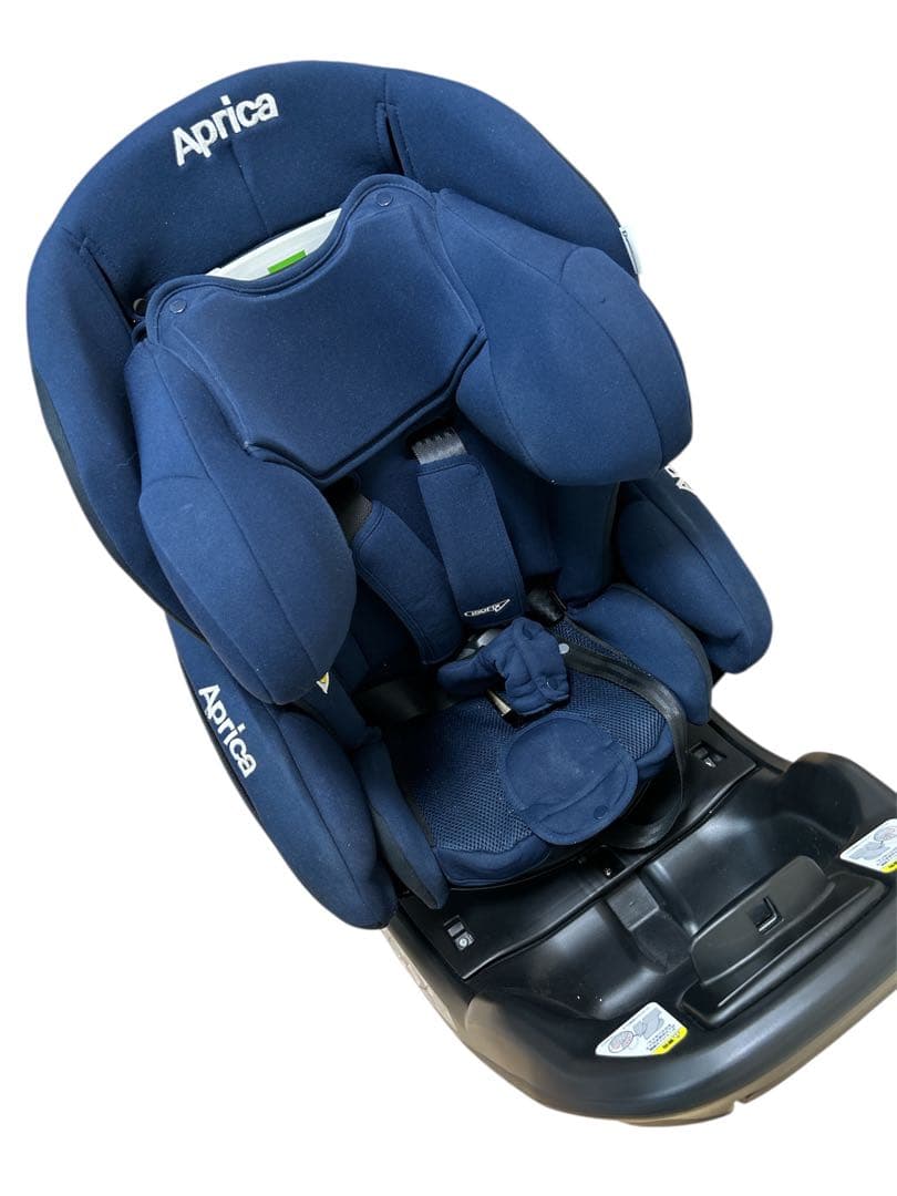 【良品】Apricaチャイルドシート ディアターンプラス　ISOFIX ネイビー
