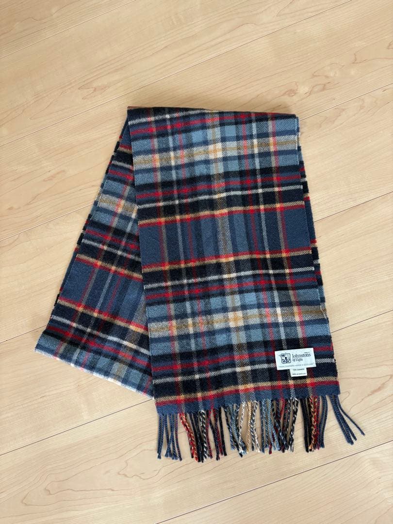 ジョンストンズ　Johnstons of Elgin 100%カシミヤマフラー