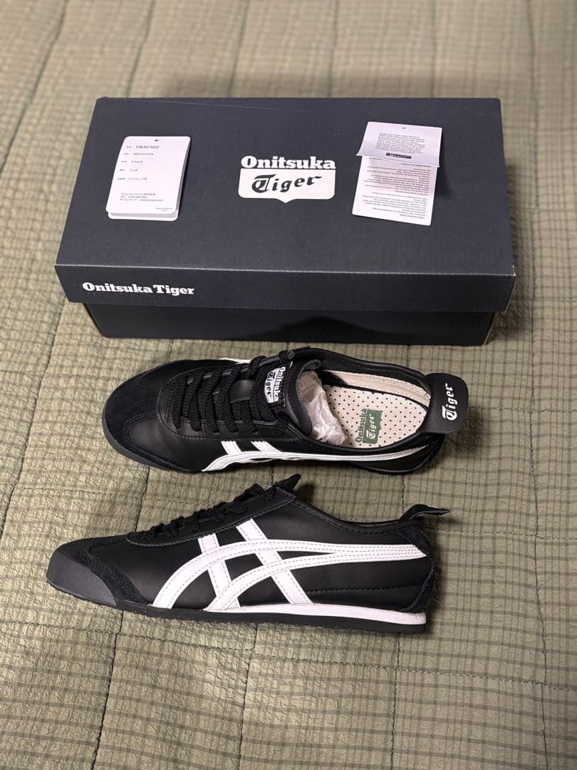 e*i様 Onitsuka Tiger スニーカー ブラック/ホワイト