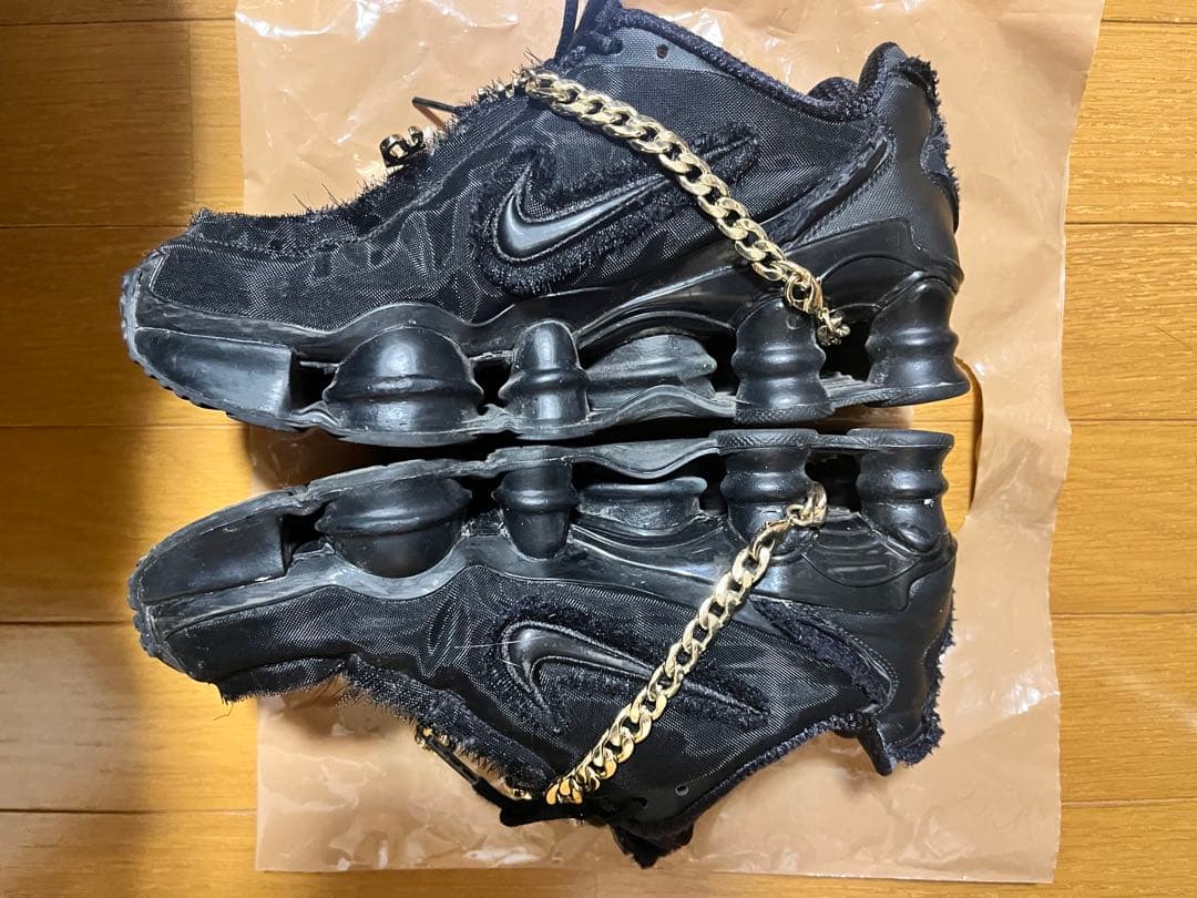 Comme des Garcons × Nike Women's Shox