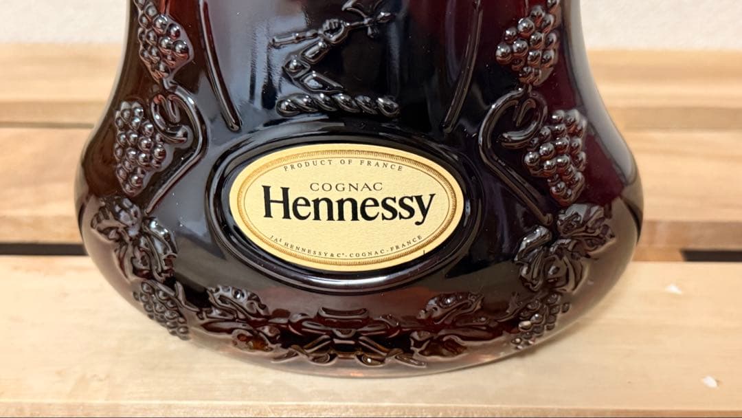 Hennessy XO Cognac 箱入り　金キャップクリアボトル