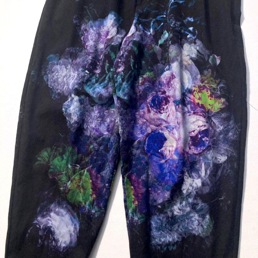 【完売】LAD MUSICIAN　ツータックテーパードワイドスラックス 花柄 黒