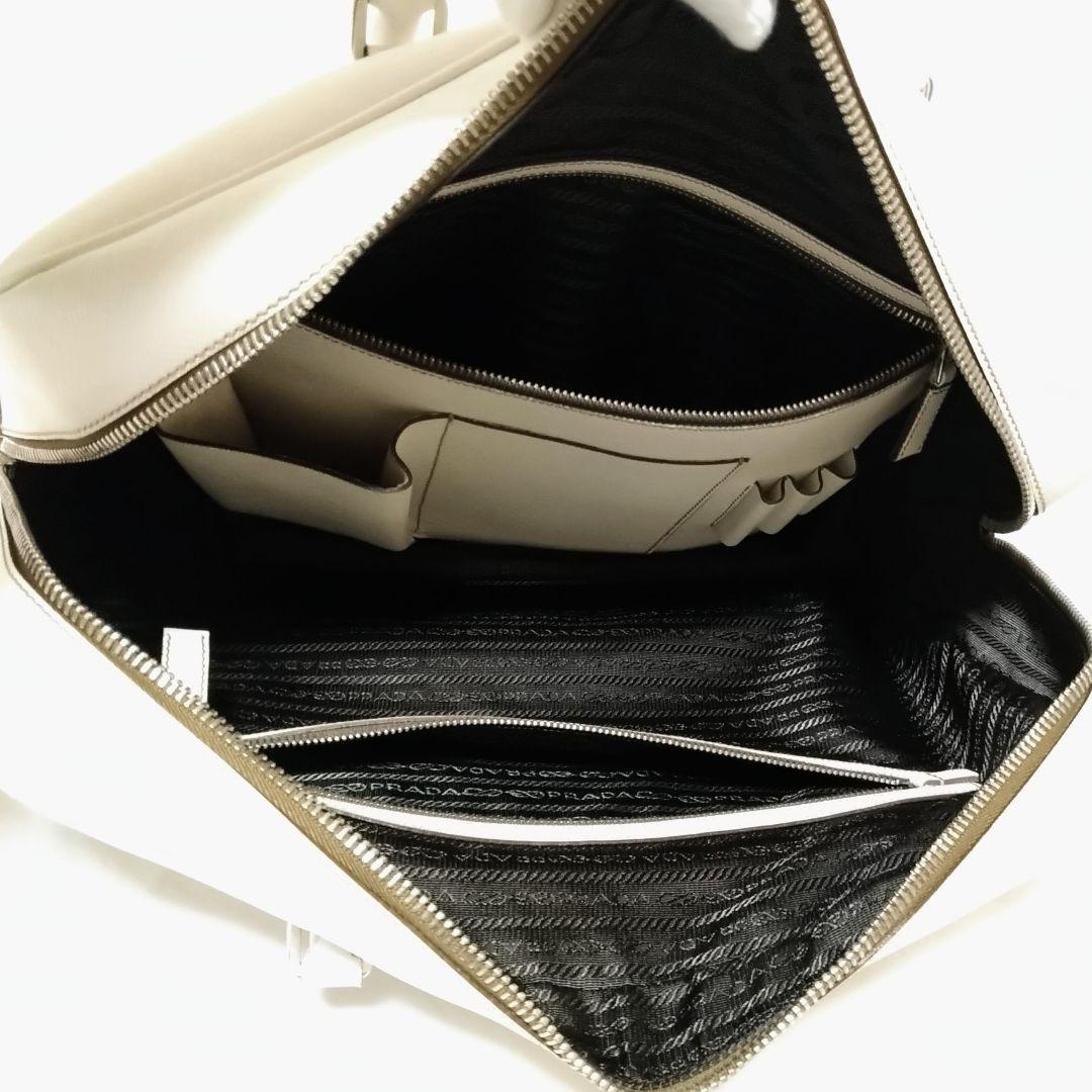 五味様 プラダ 伊勢丹購入 サフィアーノ ブリーフケース ビジネスバッグ 男女