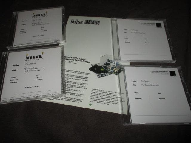 Beatles White Album (RARE!!30/50周年記念盤!!)