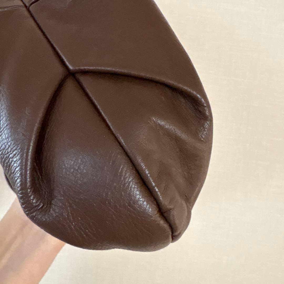 ブラウンレザーショルダーバッグ ギャザー入り