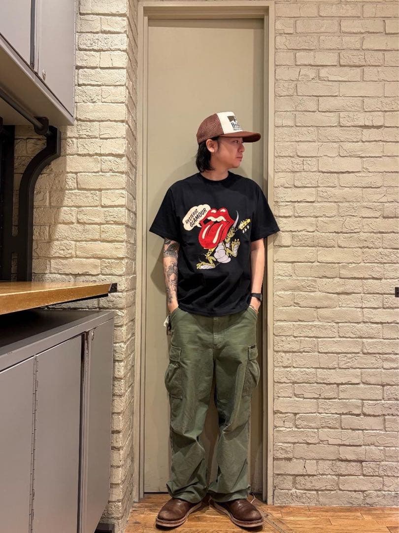 ヒス×ローリングストーンズ半袖Tシャツ【TOUNGE DINOSAUR】黒L