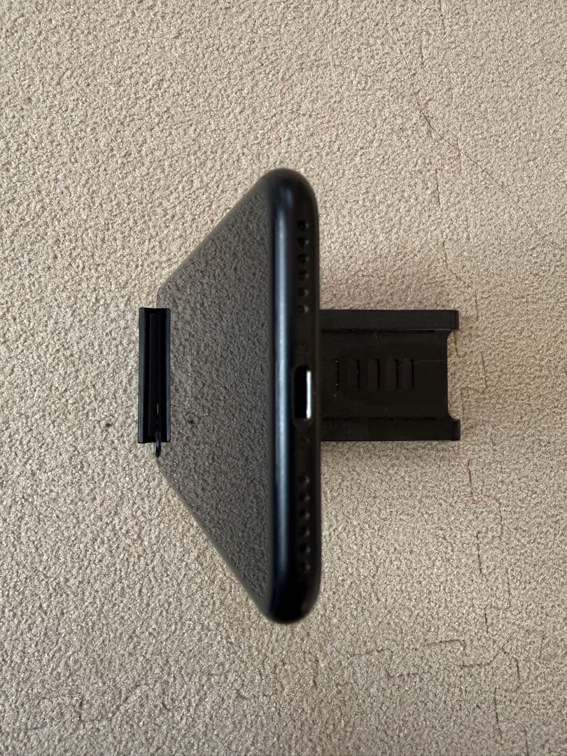 【美品】 iPhone SE (第3世代)ミッドナイト 128GB SIMフリー