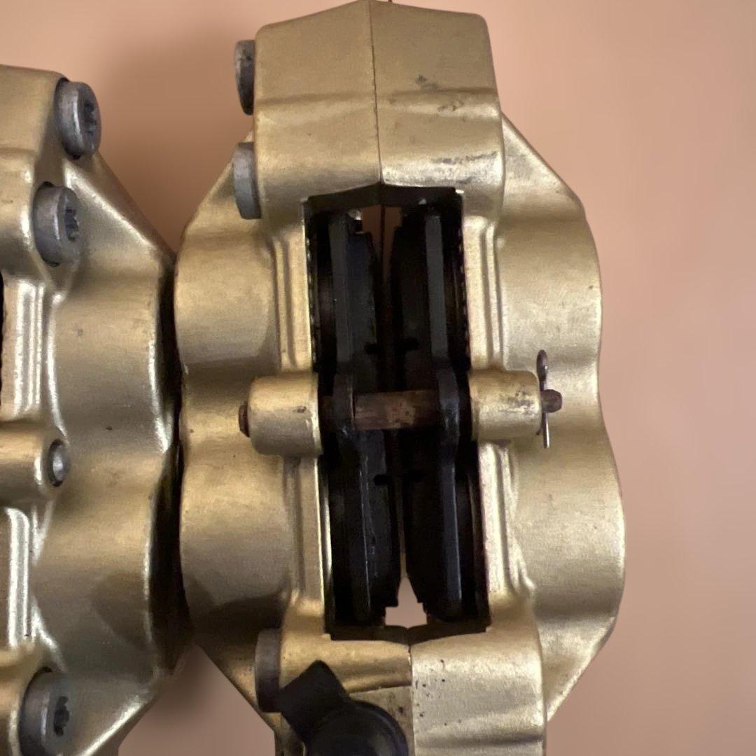 ゼファー750 brembo ブレンボ　ブレーキキャリパー ゴールド