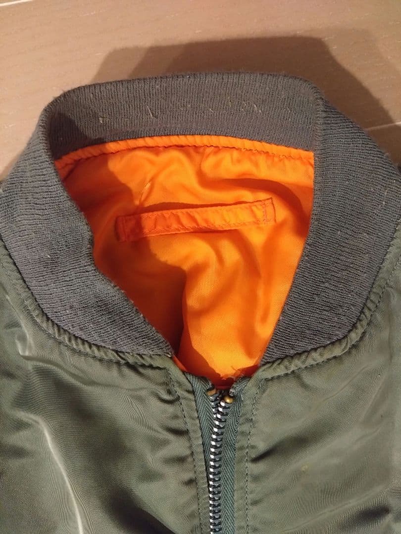 ALPHA INDUSTRIES MA-1 フライトジャケット　ワッペン後付け