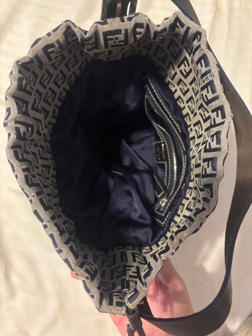 Fendi ロゴプリント バッグ