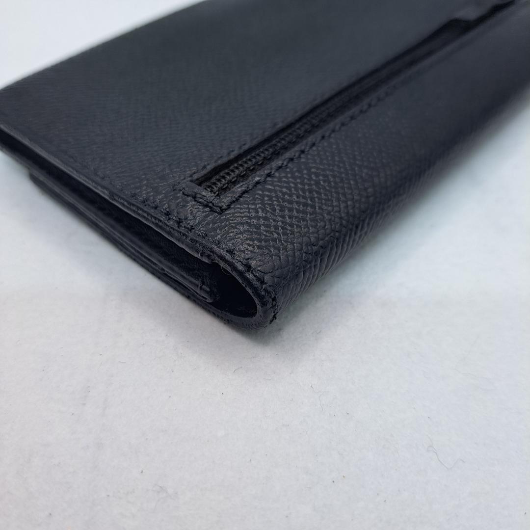 レア　CHANEL　ケース　クラシカルデザイン　ブラック　財布　二つ折り