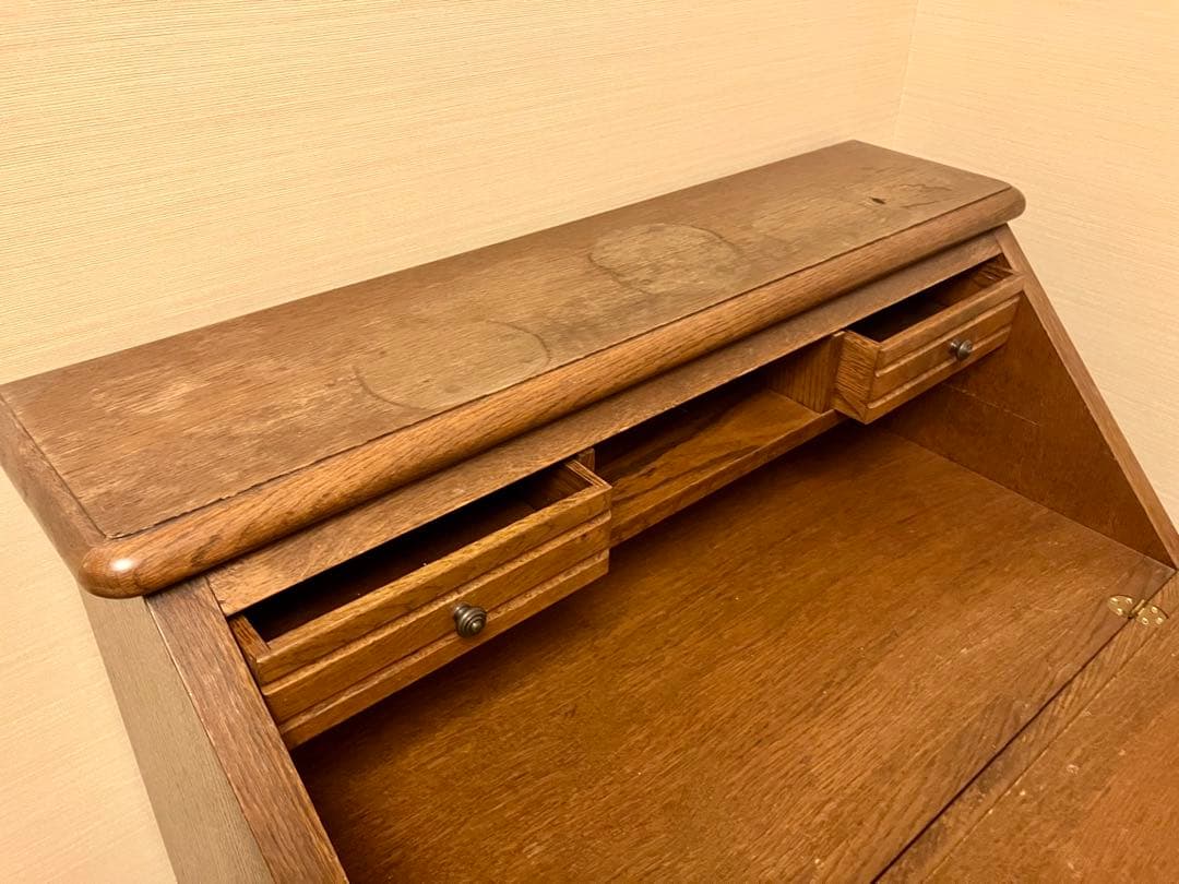 ★★たま★★　アンティーク　ベルギー製　ライティングデスク　　木製　鍵付き