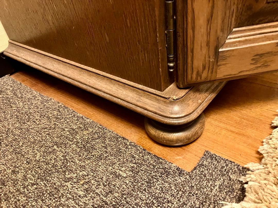 ★★たま★★　アンティーク　ベルギー製　ライティングデスク　　木製　鍵付き