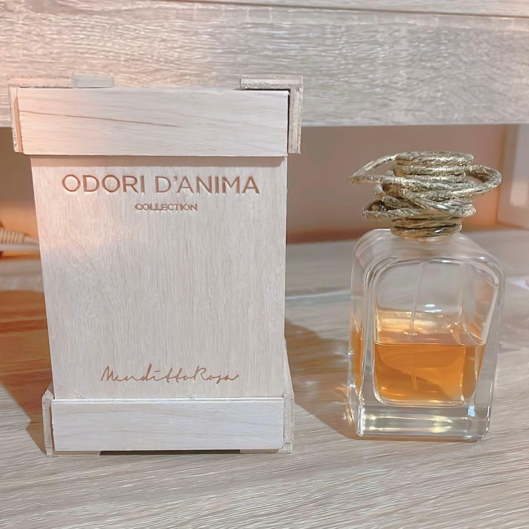 リトゥアーレ　メンデットローザ　100ml 香水 木製ボックス付