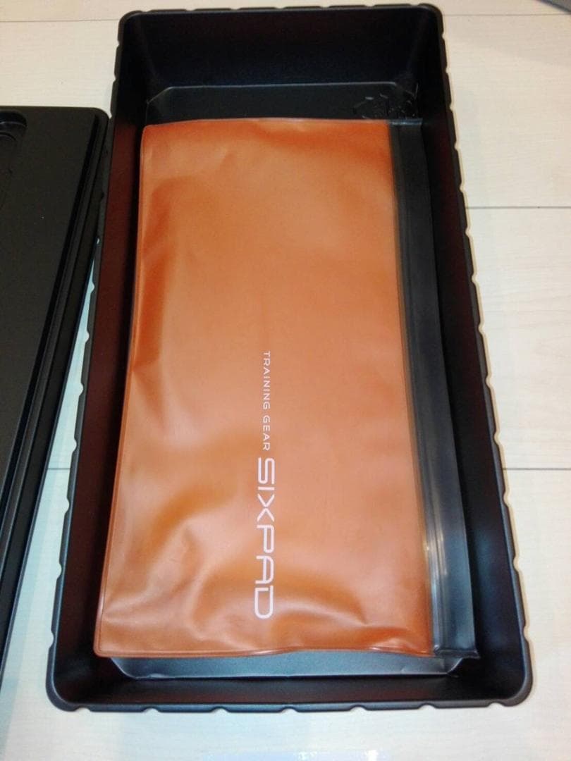 チェストフィット 正規品　シックスパッド SIXPAD