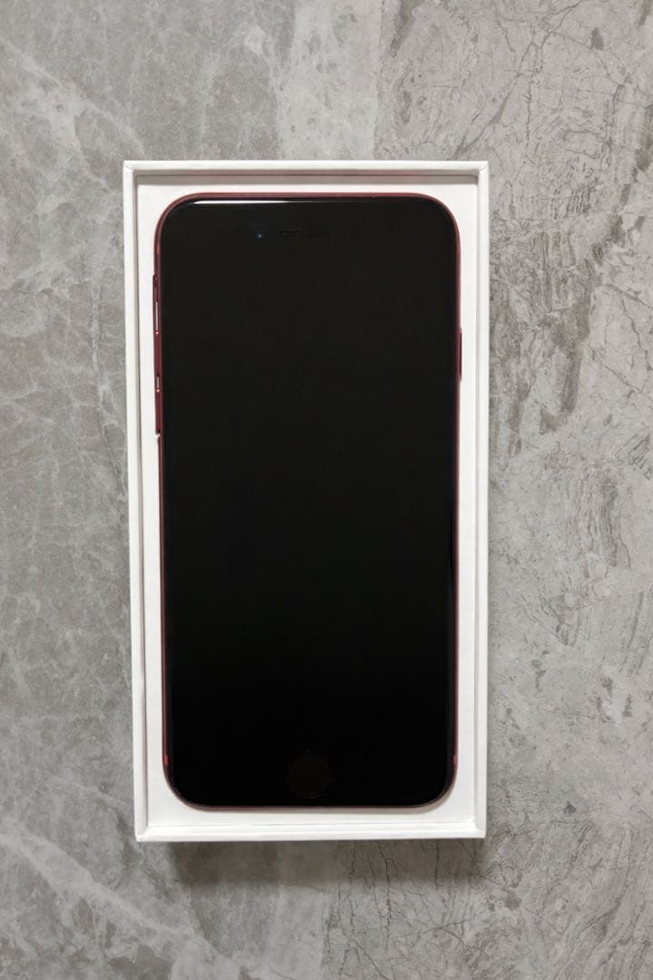 iPhone SE 第2世代 64GB Red SIMフリー 付属品完備