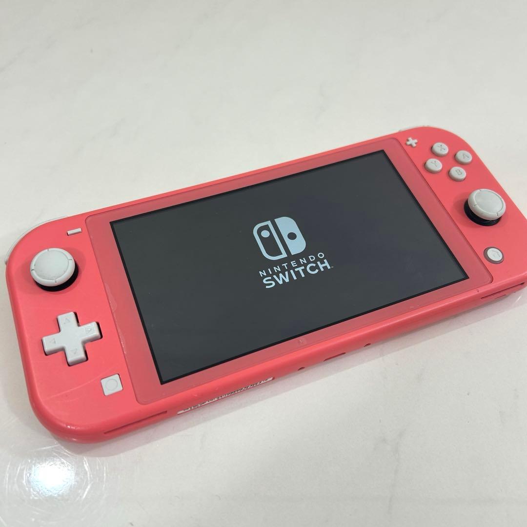 Nintendo Switch Lite スイッチライト　ピンク 使用感あり。