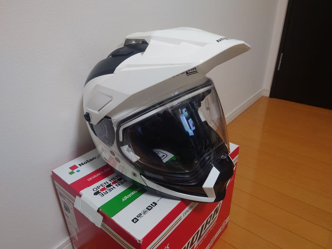 さ*ー様 NOLAN アドベンチャーヘルメット ホワイト/ブラック N70-2X