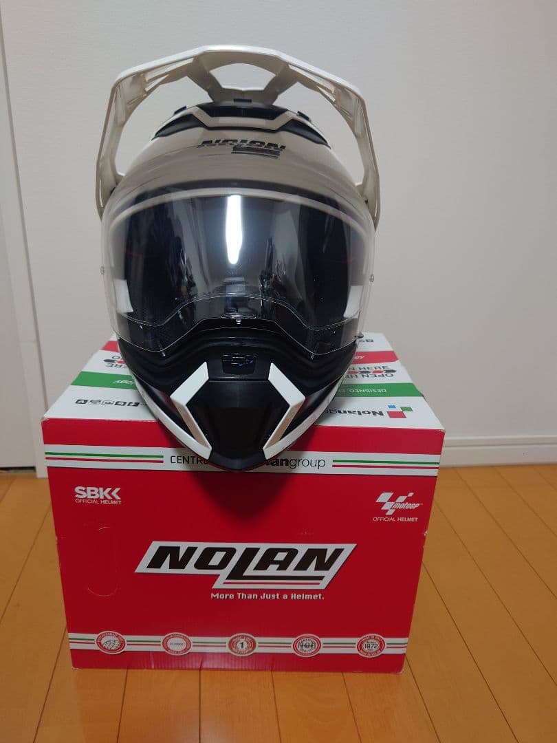 さ*ー様 NOLAN アドベンチャーヘルメット ホワイト/ブラック N70-2X