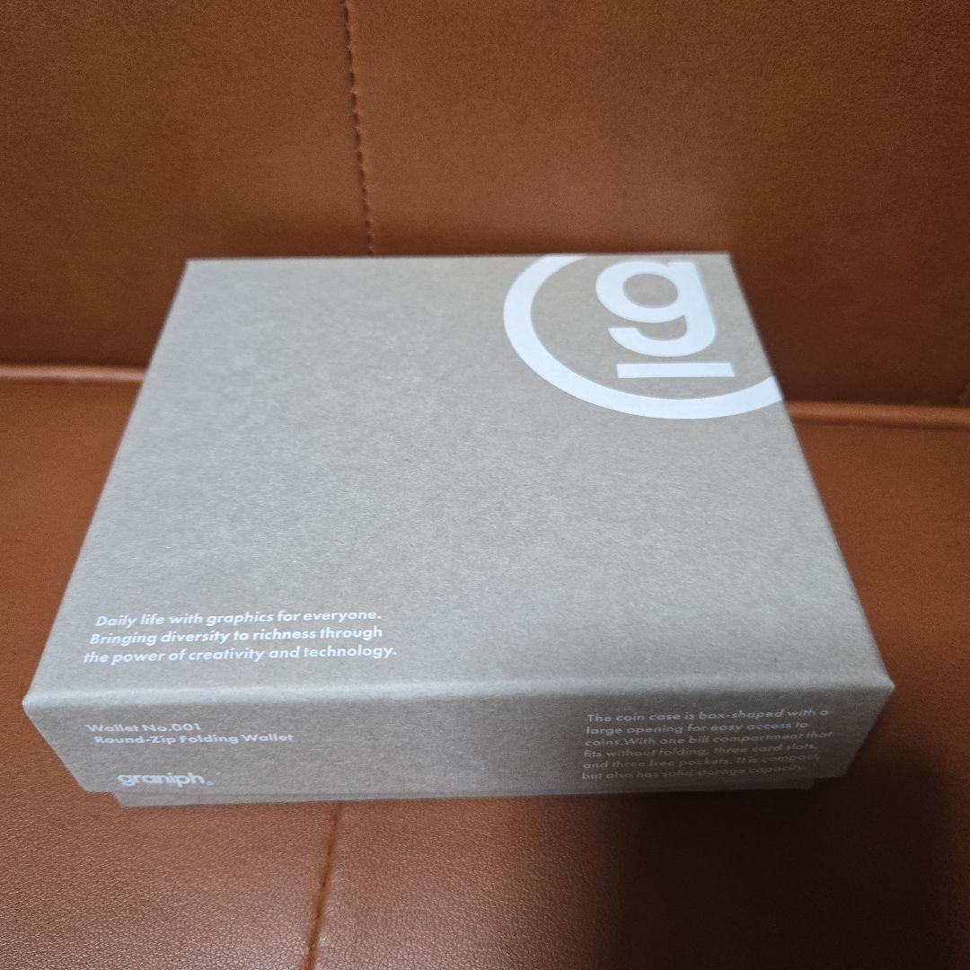 M*e様 グラニフ graniph ジョジョの奇妙な冒険 オインゴボインゴ 財布