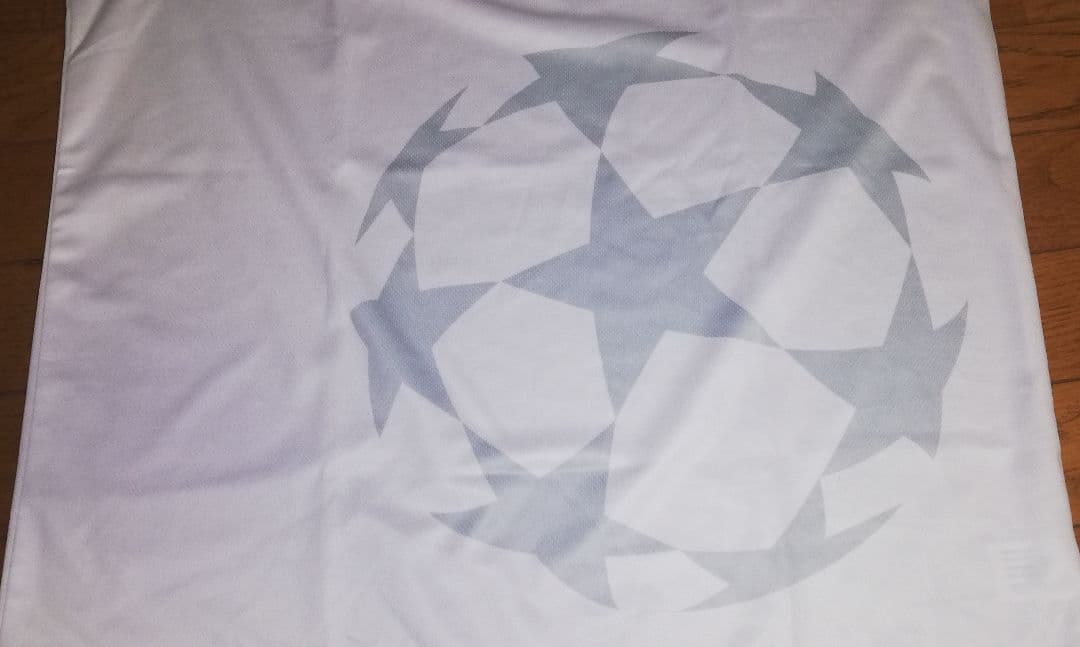 【匿名配送】【入手困難】【非売品】UCL　チャンピオンズリーグ　シャツ　白　緑