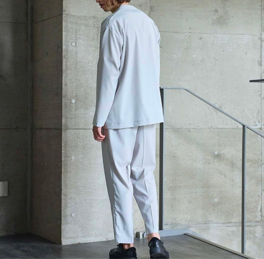 united tokyo ジャケット ノーカラー　スラックス セットアップ