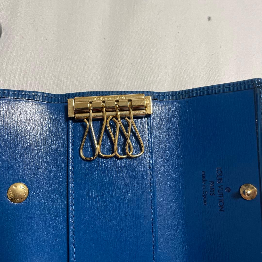 ルイヴィトン　キーケース　エピ