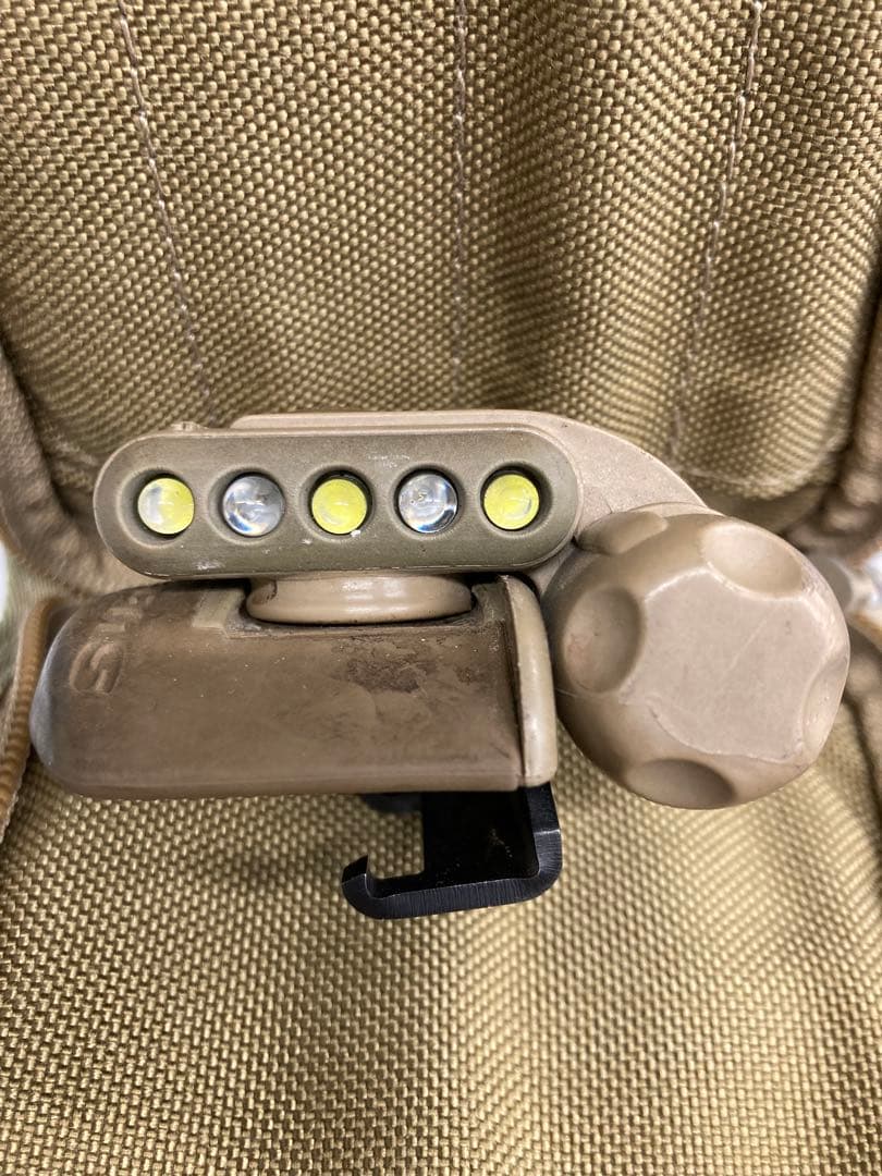 ひ*ー様 SureFire HL1-A-TN LED ヘルメットライト 米軍放出