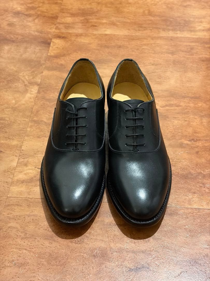 ろ*ん様 [新品未使用]vajra hugo 40 ブラック　カーフ　プレーント