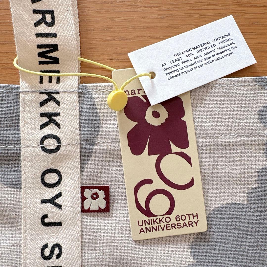 新品未使用 マリメッコ Unikko 60Th Carrier Midi