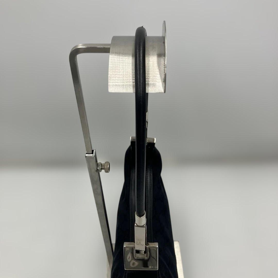 【美品】GUCCIショルダーバッグ GGキャンバス GG柄 ブラックレザー 黒色